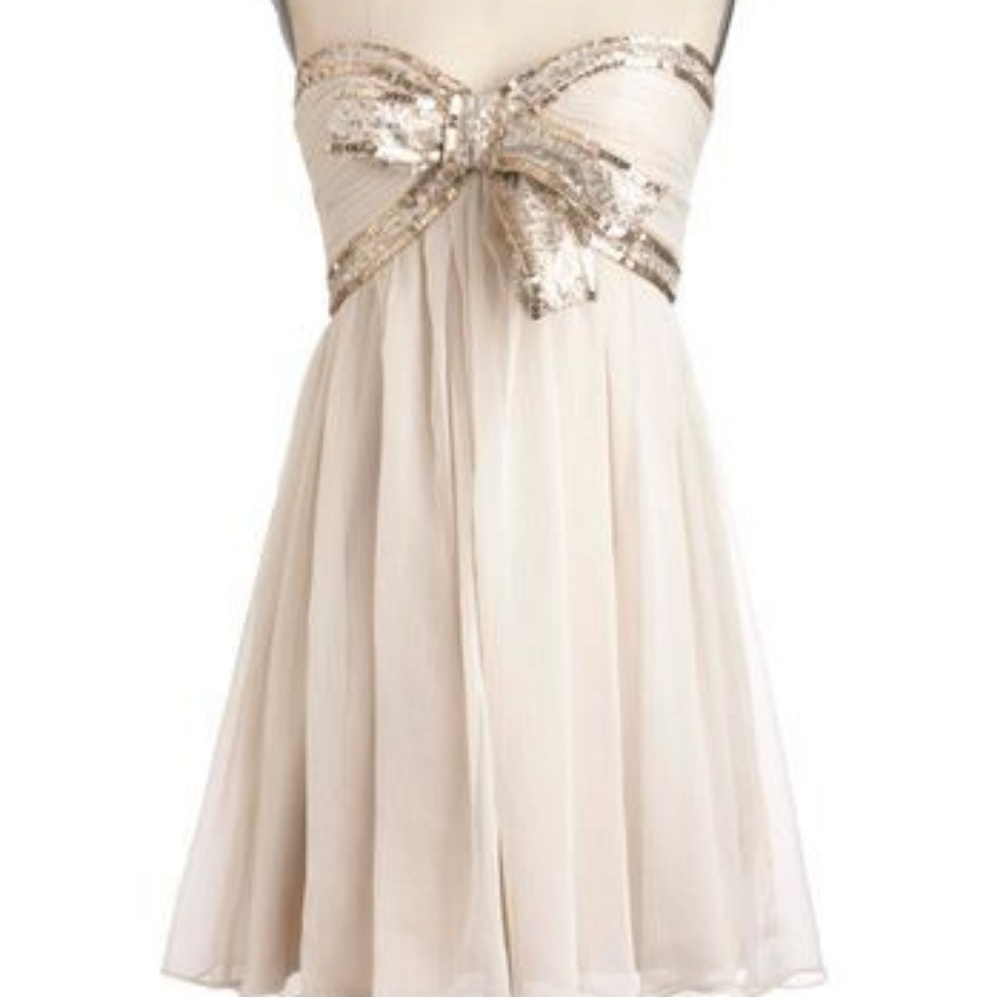 Élégance with sparkles!